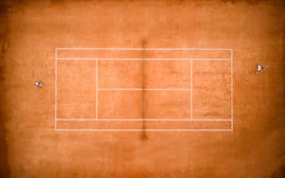 Les Avantages de la Construction d’un Court de Tennis en Terre Battue Orange