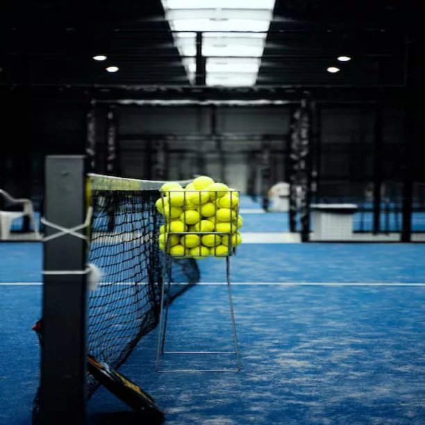 Choisir le bon entrepreneur pour la construction d’un court de tennis à Saint Germain en Laye