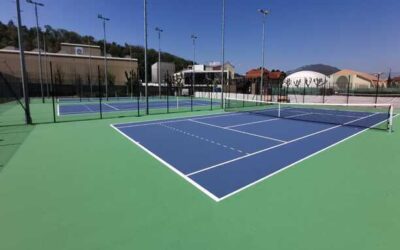 Réparer efficacement les dommages mineurs sur un court de tennis en résine synthétique à Sarcelles