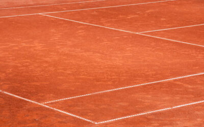 Quels sont les principaux défis de la maintenance des courts de tennis en terre battue à Chambourcy ?