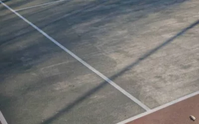 Quels sont les coûts associés à l&rsquo;entretien d&rsquo;un court de tennis en béton poreux à Saint Cyr au Mont d&rsquo;Or?