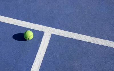 Les étapes clés pour une rénovation réussie d&rsquo;un court de tennis en résine synthétique à Grimaud