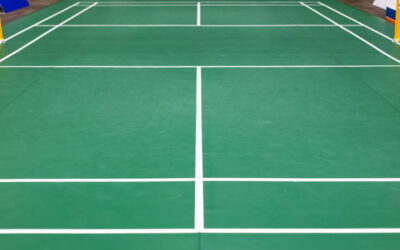 Quelles sont les exigences d’entretien spécifiques à un court de tennis en résine synthétique à Chambourcy ?