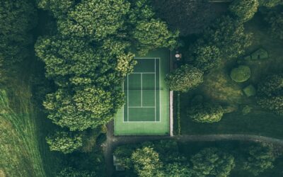 Comment la rénovation d’un court de tennis à Mougins peut-elle améliorer la durabilité et la performance des terrains ?