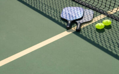 Pourquoi les matériaux utilisés dans la construction d’un court de tennis sont-ils essentiels pour la durabilité et l’entretien dans un hôtel à Paris ?