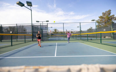 Combien de temps le projet de construction d’un court de tennis à Évry par Service Tennis prendra-t-il du début à la fin ?