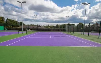 Quelle est la durée de vie d&rsquo;un terrain de tennis en résine synthétique après une rénovation à Paris ?