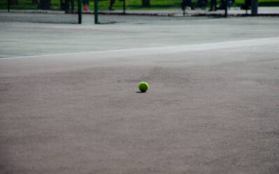 Comment la Construction d’un Terrain de Tennis en Béton Poreux à Paris Peut-elle Contribuer à la Réduction des Coûts d’Entretien à Long Terme ?