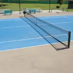 Construction d'un court de tennis pour les Communes
