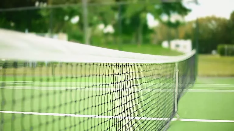 Construction d'un court de tennis pour les clubs de tennis
