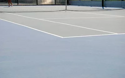 Pourquoi la rénovation d’un terrain de tennis en béton poreux à Paris est-elle une option préférable à la reconstruction complète ?