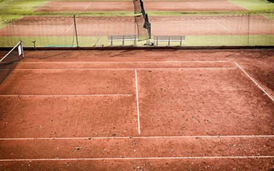 Quels sports peut-on pratiquer sur une installation issue de la construction terrain de tennis multi-sport ?