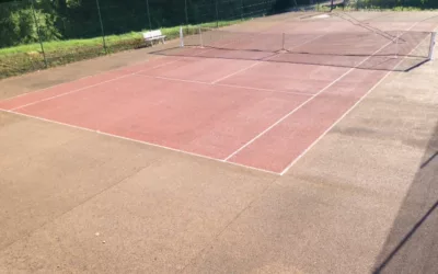 Quels sont les matériaux recommandés pour un court de tennis à Hyères ?