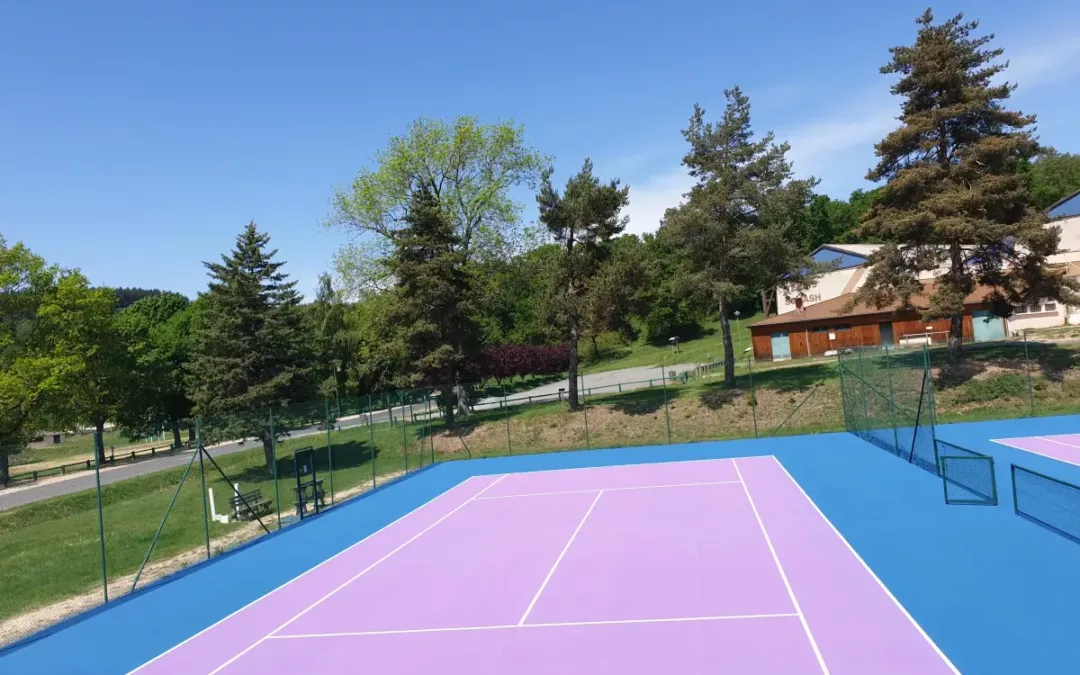 Surface terrain de tennis