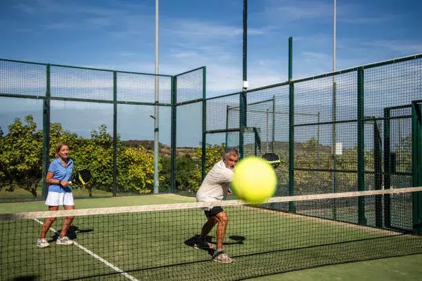 construction court de tennis à Chambéry