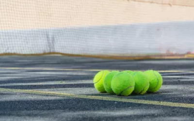 Comment entretenir un court de tennis à Cannes afin de garantir sa durabilité ?