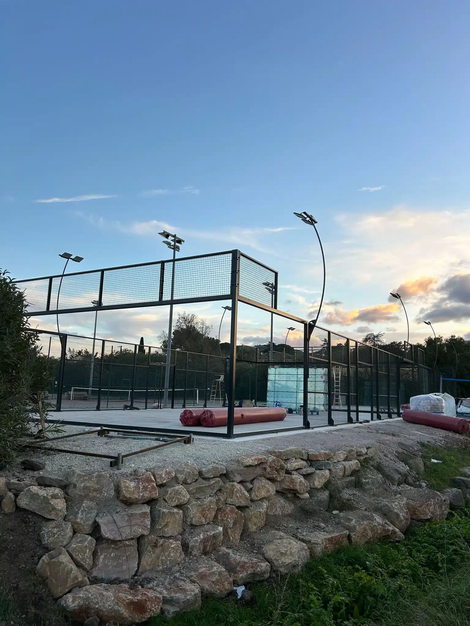 La construction terrain de padel Dijon est-elle adaptée aux résidences ...