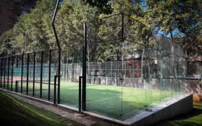 Quels matériaux durables privilégier pour une rénovation de court de tennis à Saint-Tropez écologique ?
