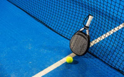 Quels travaux sont nécessaires pour remettre à niveau une rénovation court de tennis à Lyon ancienne ?