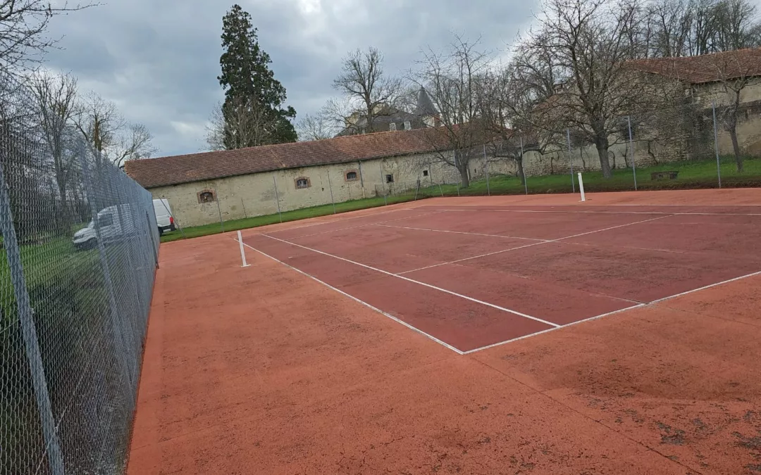 Comment gérer le drainage pendant une construction terrain de padel à Cannes ?
