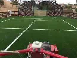 Construire un terrain multisport à Toulon : les paramètres incontournables pour un projet fiable, moderne et durable