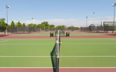 Faut-il un verre trempé particulier pour une construction terrain de padel à Bordeaux ?