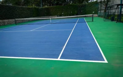 Quels types de clôtures sont compatibles avec une construction terrain de padel à Bordeaux ?
