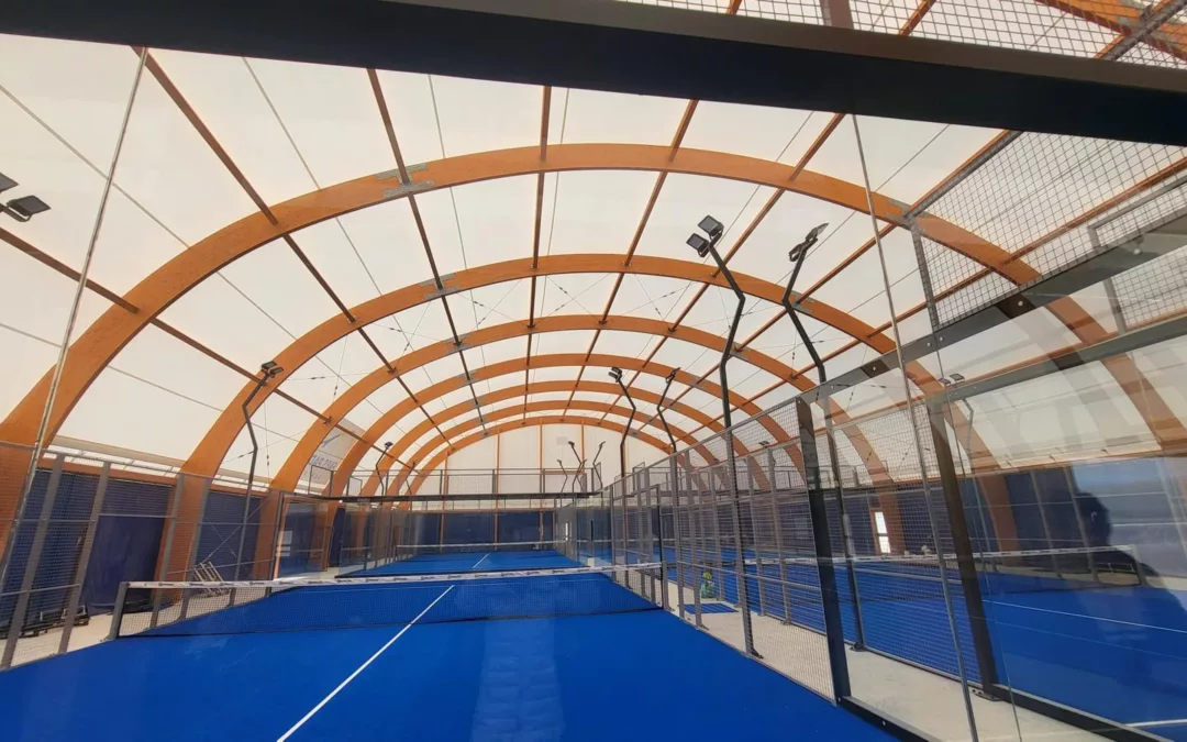 Quels éléments techniques doivent guider une construction padel performante et durable à Gassin ?