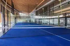 Combien de temps dure une construction terrain de padel à Lyon en moyenne ?
