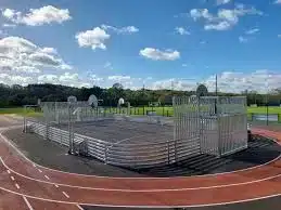 Construire un terrain multisport à Bordeaux : créer un espace moderne et polyvalent