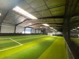 Construction d’un terrain multisport à Bordeaux : une solution moderne pour valoriser votre espace extérieur