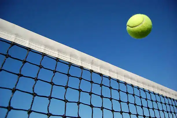 Quels conseils pour garantir la durabilité d’une construction court de tennis à Montpellier ?