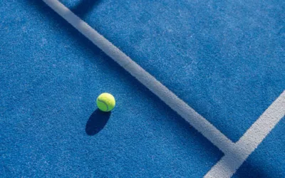 Comment valoriser une construction terrain de padel Saint-Raphaël pour développer votre image de marque ?