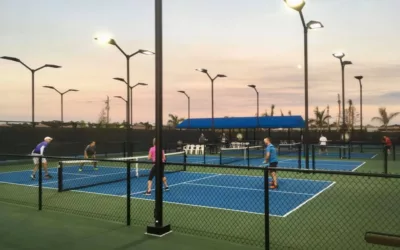 Comment anticiper les contraintes climatiques dans une construction court de tennis mougins ?