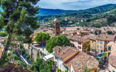 Pourquoi choisir une résine synthétique pour un projet de construction court de tennis resine synthetique à Toulon ?